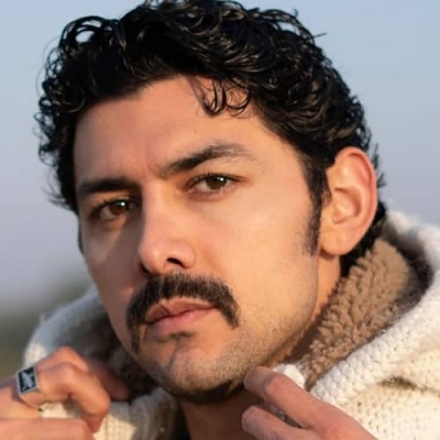▷ Biografía de Miguel Martínez ◁ Actor, edad, estatura, pack, novia